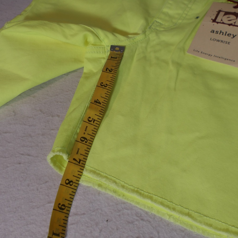 L.E.I. Women Shorts 13 Yellow Ashley Lowrise Neon Y2K Cutoff Streetwear Electric - Picture 5 of 6